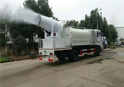 改裝工地灑水車廠家與汽車物流 專業定制與高效運輸的完美結合